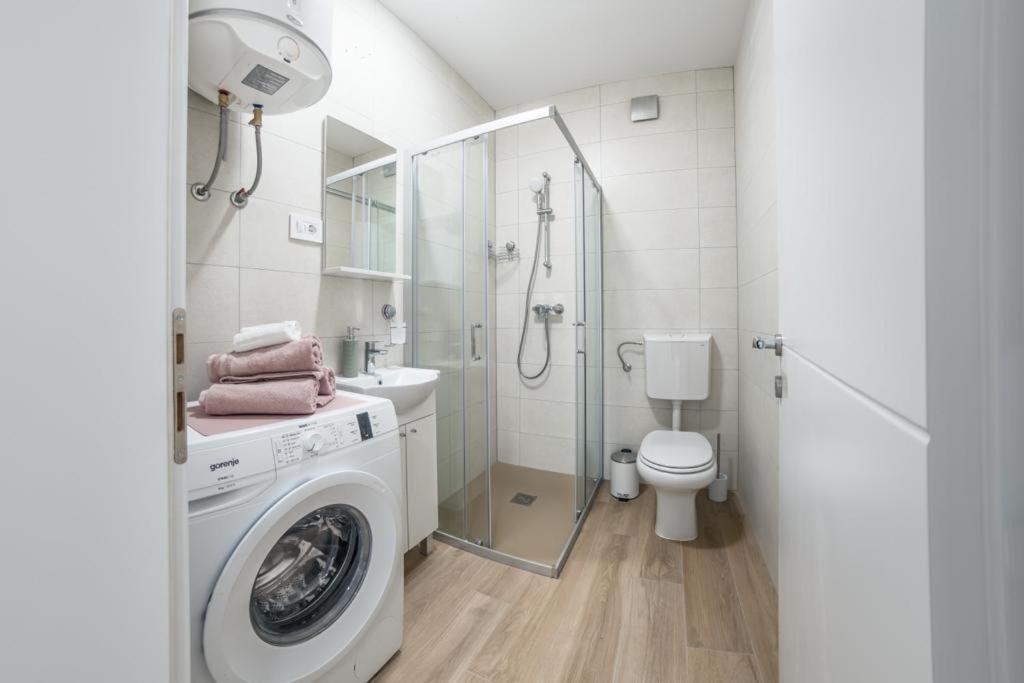 Apartment Klara Free Parking, Center بولا المظهر الخارجي الصورة